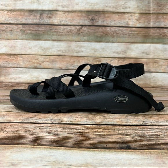 Chaco Z2 Black Classic Sandals main image 10